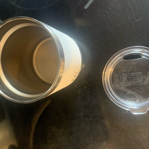 Yeti insulated cup. - Picture 3 of 4